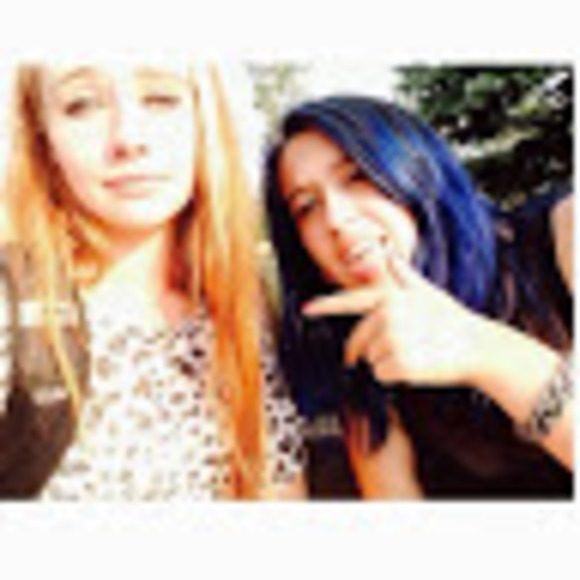 Meet your Posher, Breanna - Picture 1 of 1